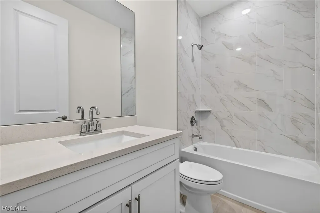 1220 SW 28th Street Cape Coral FL 33914