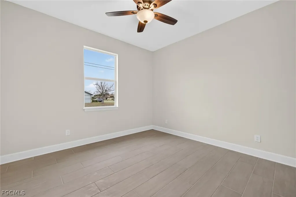 1220 SW 28th Street Cape Coral FL 33914