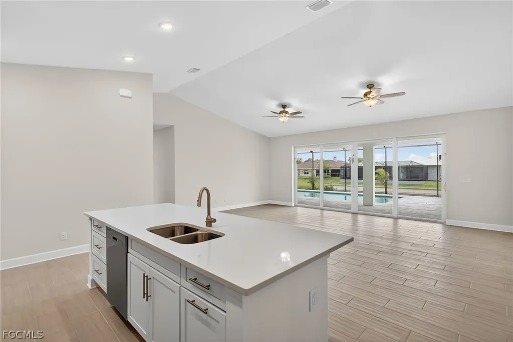 1220 SW 28th Street Cape Coral FL 33914