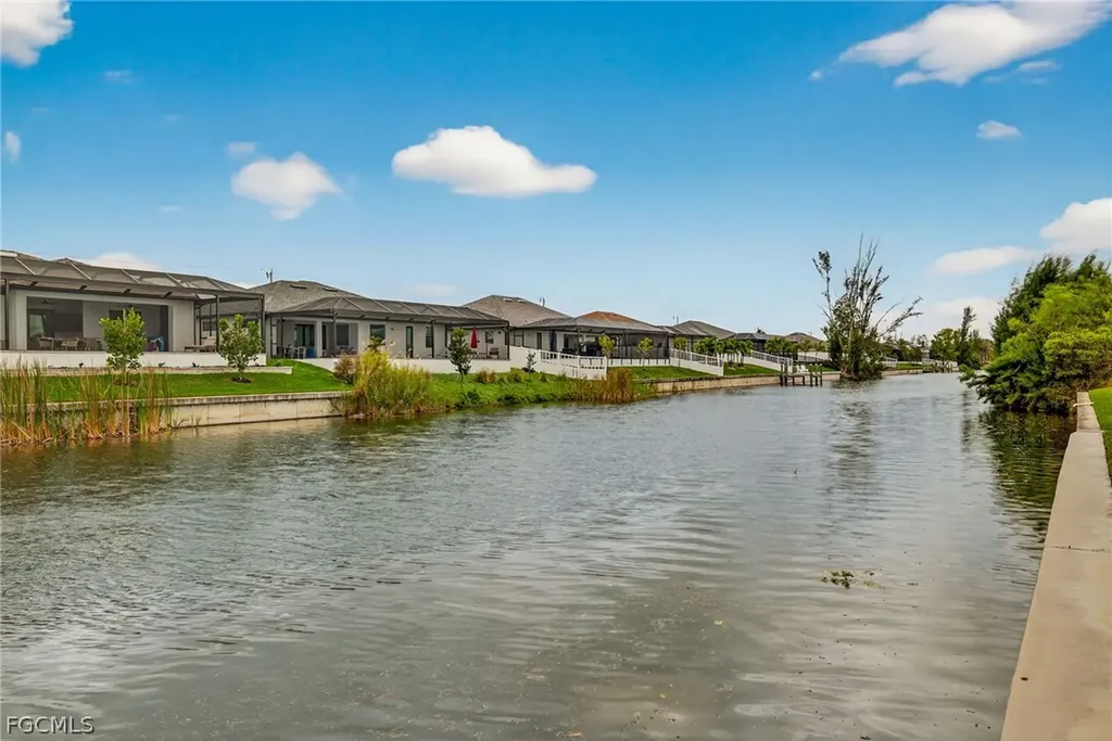 1220 SW 28th Street Cape Coral FL 33914