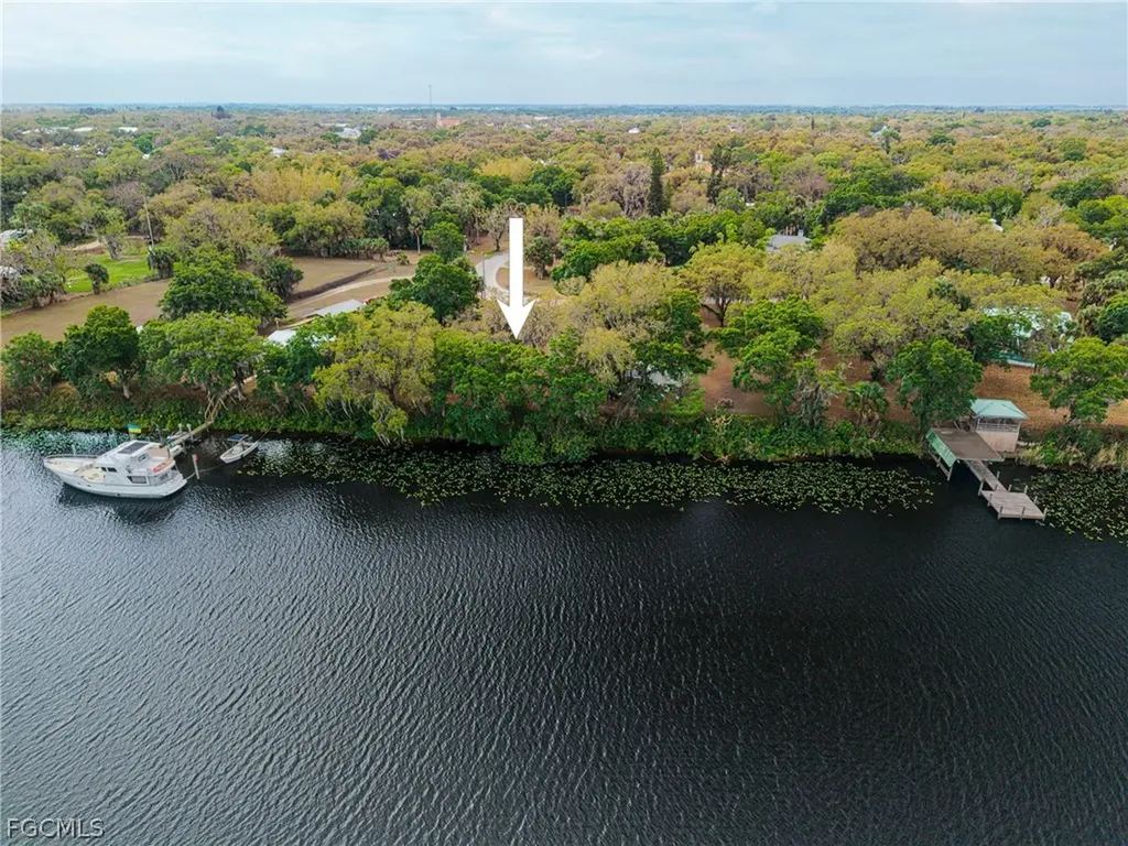 230 Riviera Vista Boulevard Labelle FL 33935