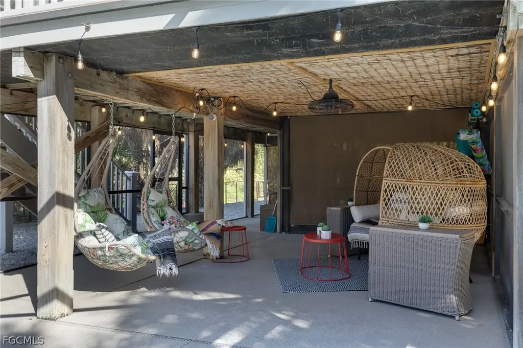 9247 Dimmick Drive Sanibel FL 33957