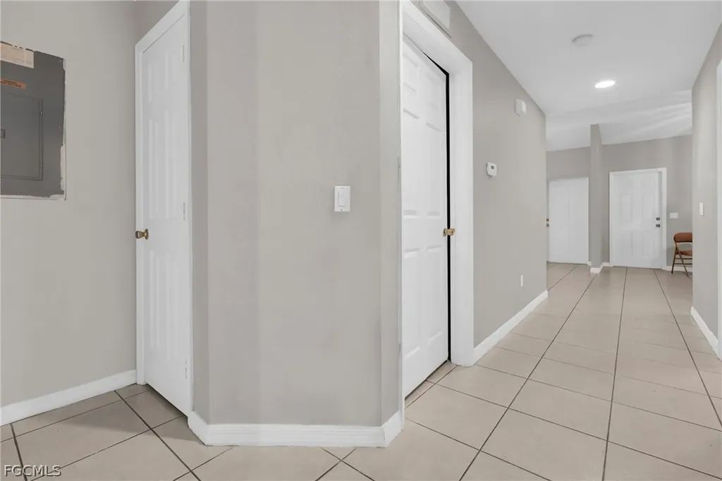 1120/1122 Gordon Avenue S Lehigh Acres FL 33973