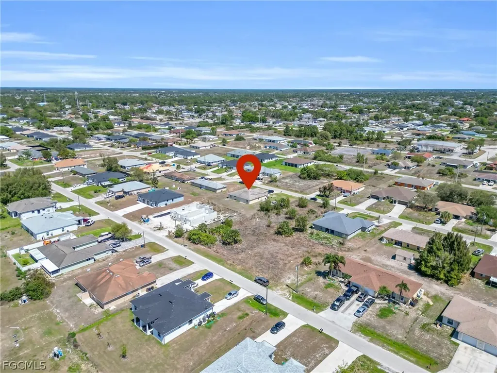 1120/1122 Gordon Avenue S Lehigh Acres FL 33973
