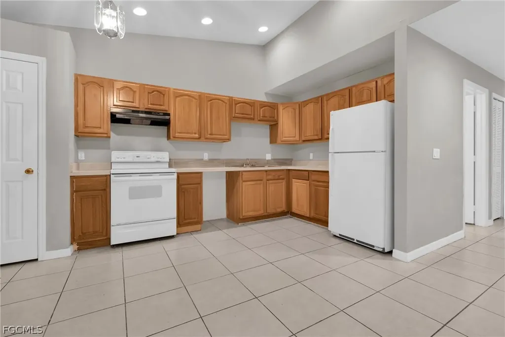 1120/1122 Gordon Avenue S Lehigh Acres FL 33973