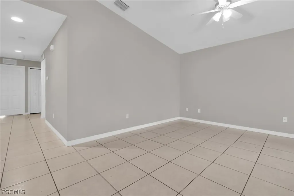 1120/1122 Gordon Avenue S Lehigh Acres FL 33973