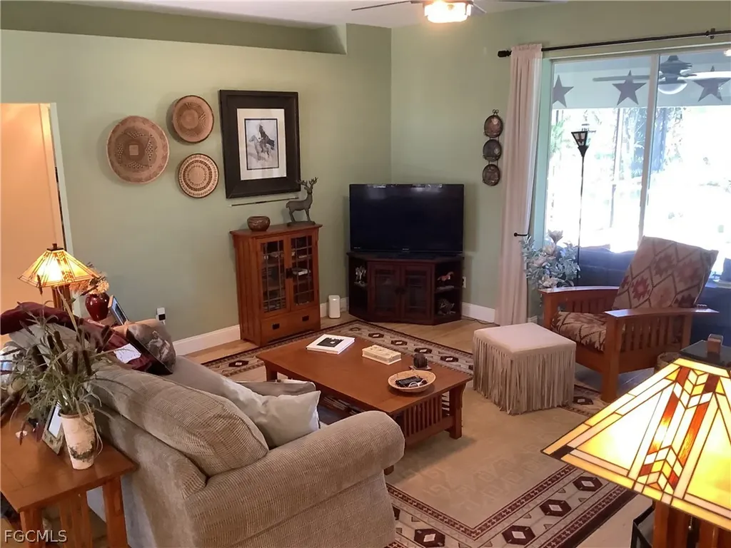 2307 SW 44th Street Cape Coral FL 33914