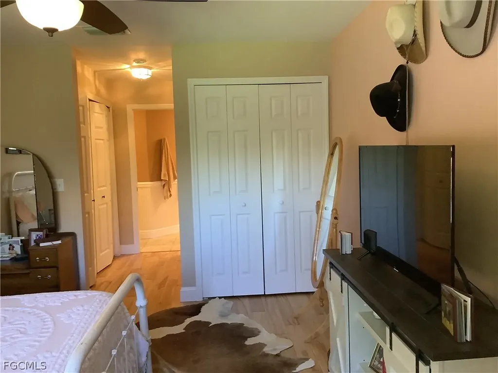 2307 SW 44th Street Cape Coral FL 33914