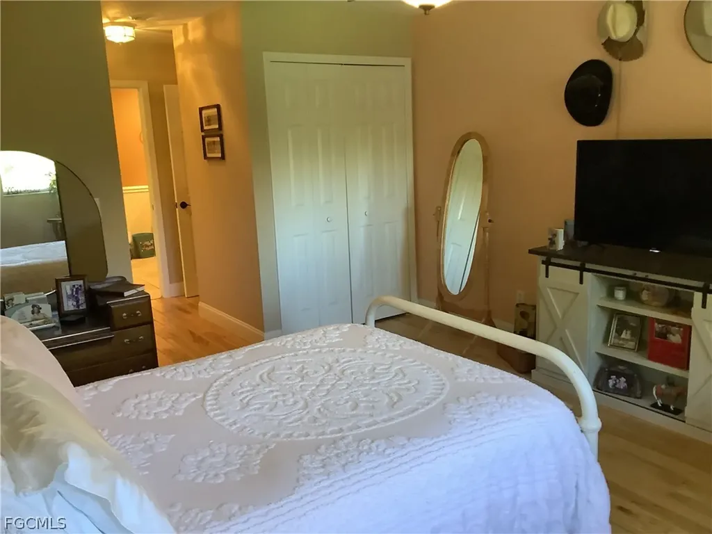 2307 SW 44th Street Cape Coral FL 33914