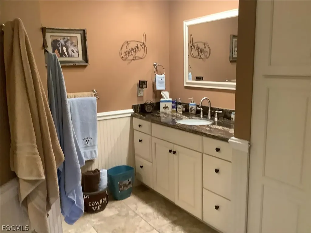 2307 SW 44th Street Cape Coral FL 33914