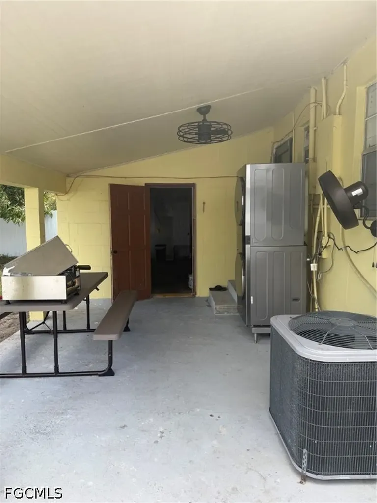 339 W Trinidad Avenue Clewiston FL 33440