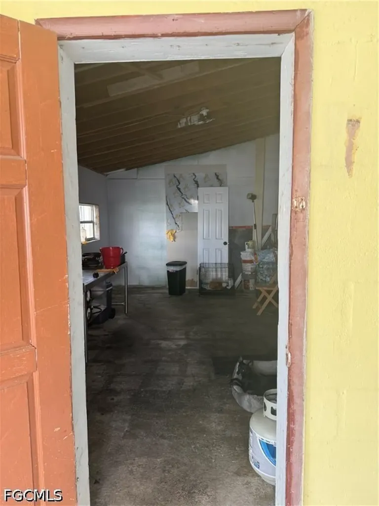 339 W Trinidad Avenue Clewiston FL 33440