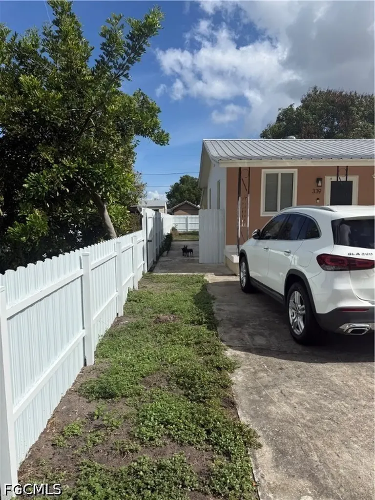 339 W Trinidad Avenue Clewiston FL 33440