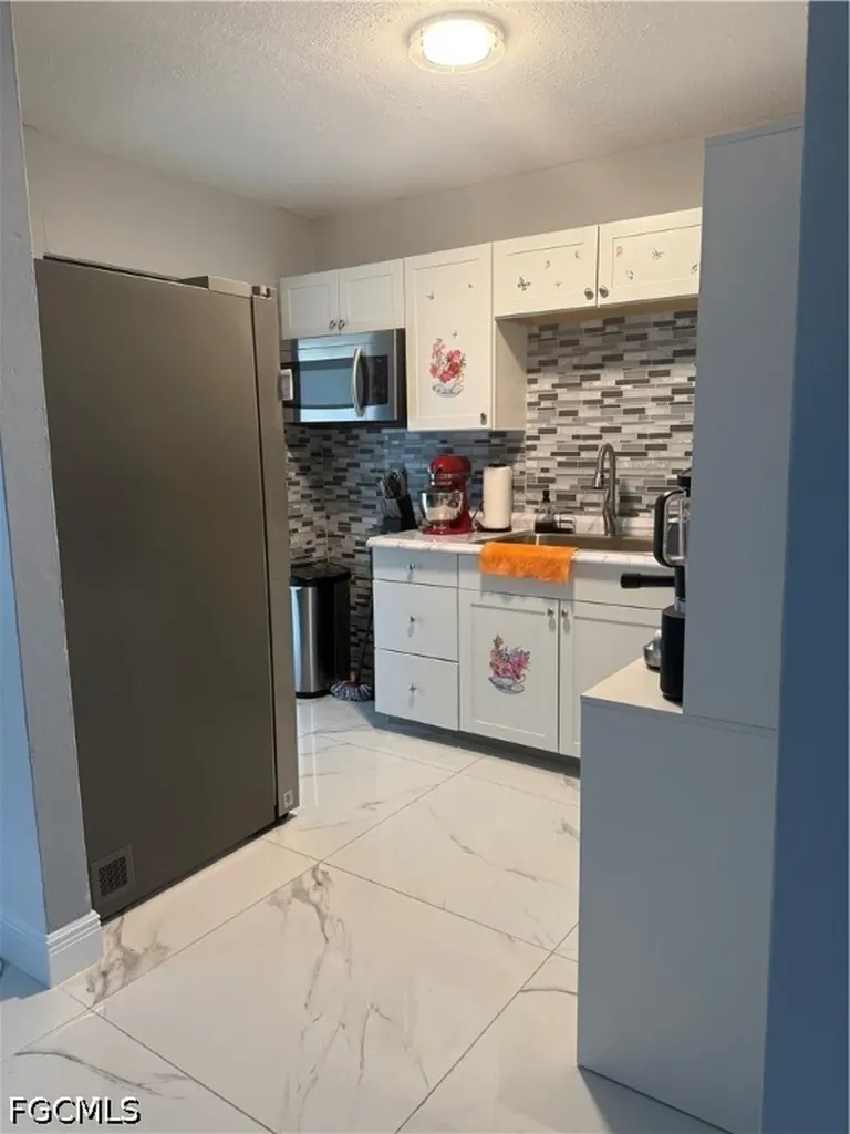 339 W Trinidad Avenue Clewiston FL 33440