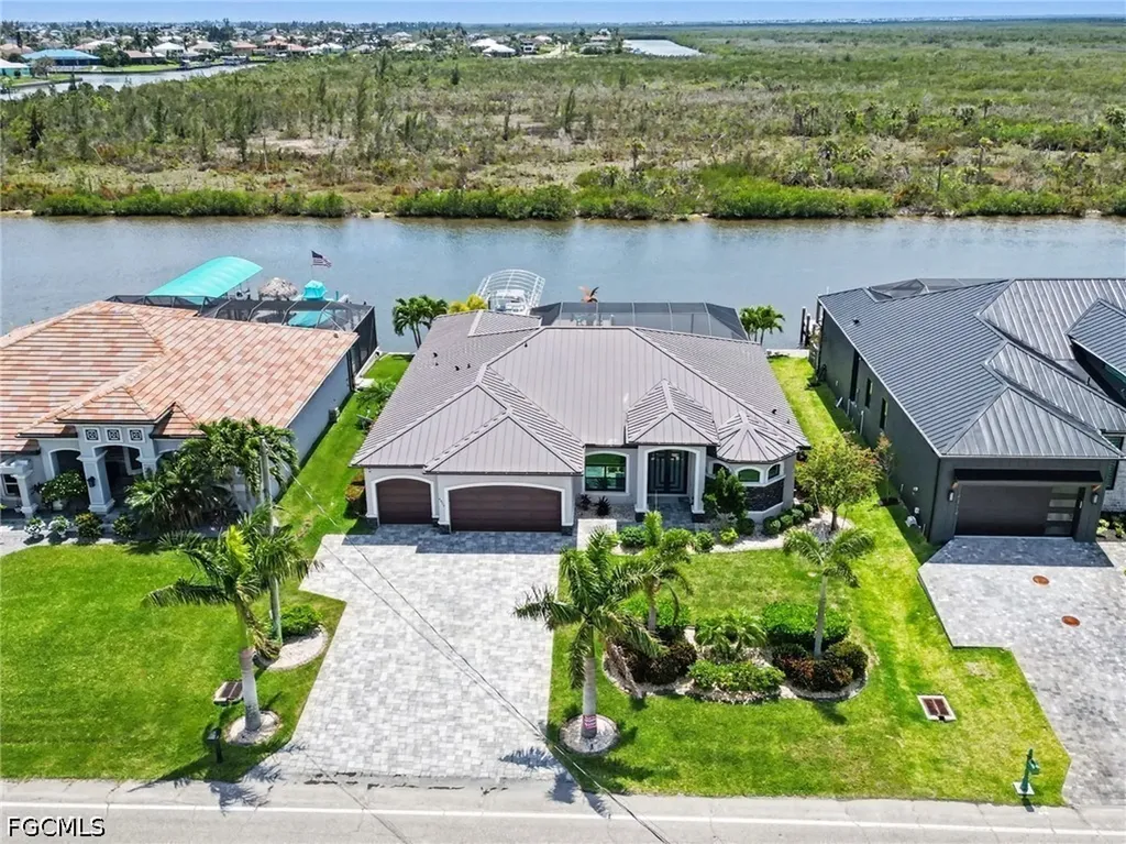 4310 Gulfstream Parkway Cape Coral FL 33993