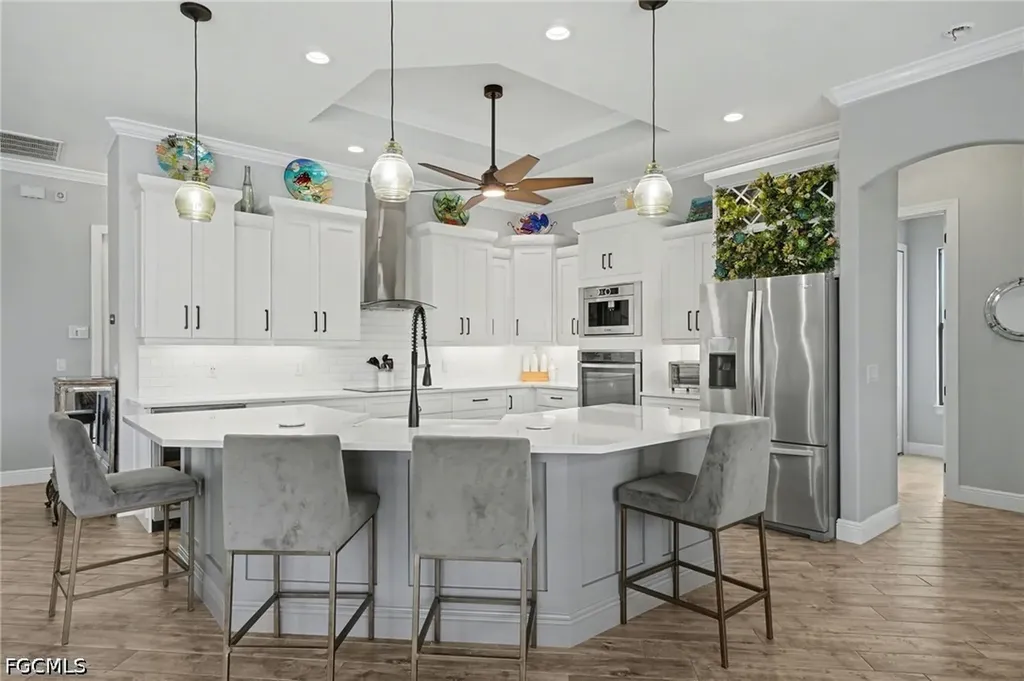 4310 Gulfstream Parkway Cape Coral FL 33993
