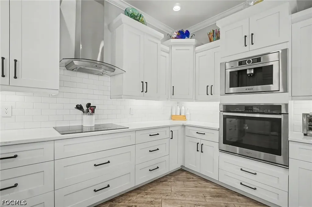 4310 Gulfstream Parkway Cape Coral FL 33993