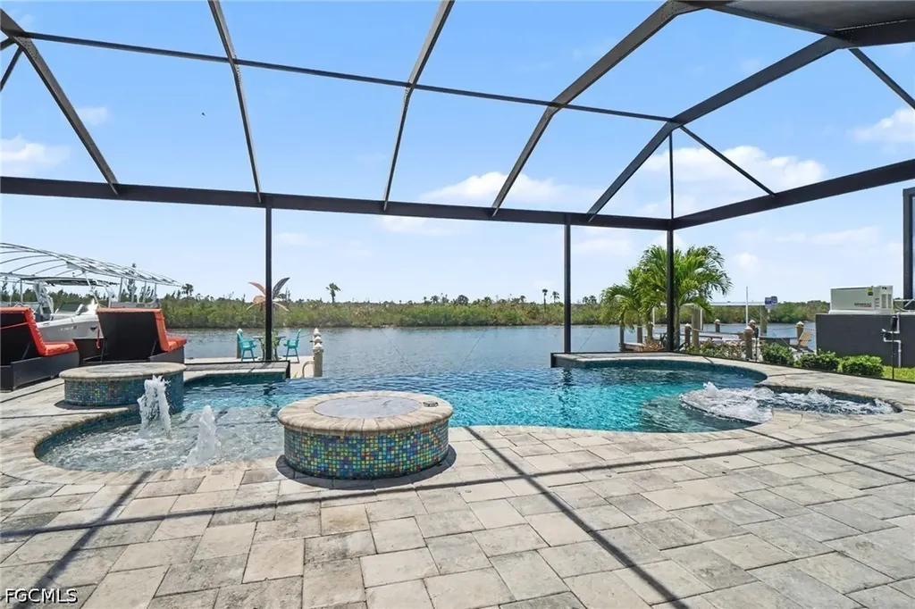 4310 Gulfstream Parkway Cape Coral FL 33993