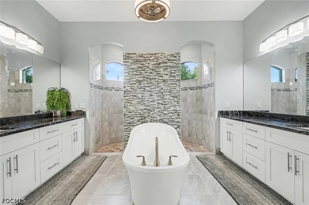 4310 Gulfstream Parkway Cape Coral FL 33993
