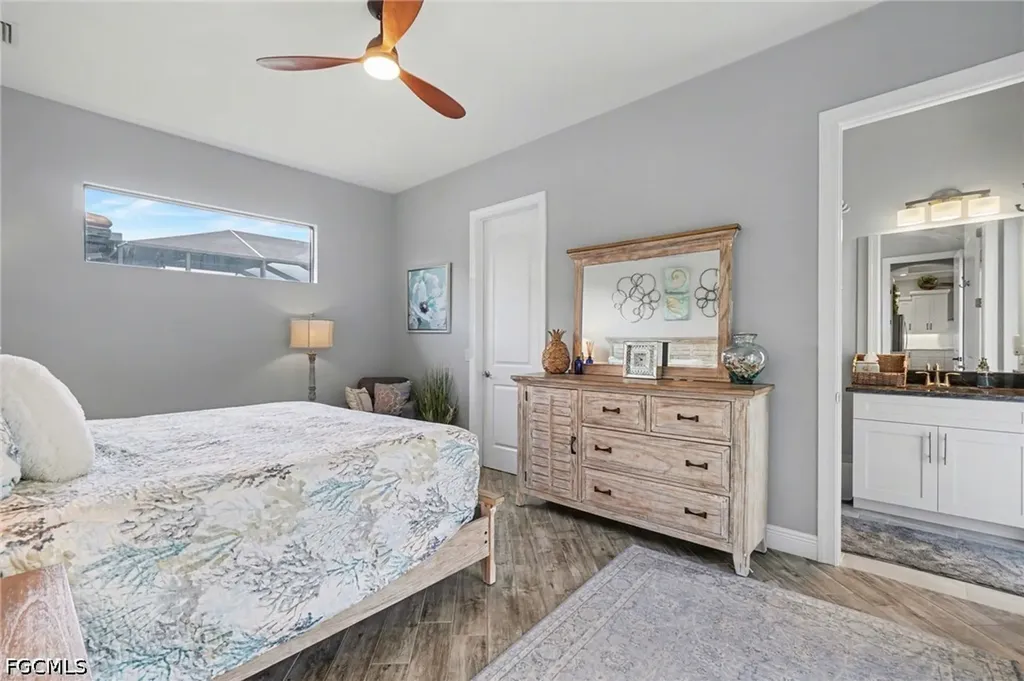 4310 Gulfstream Parkway Cape Coral FL 33993