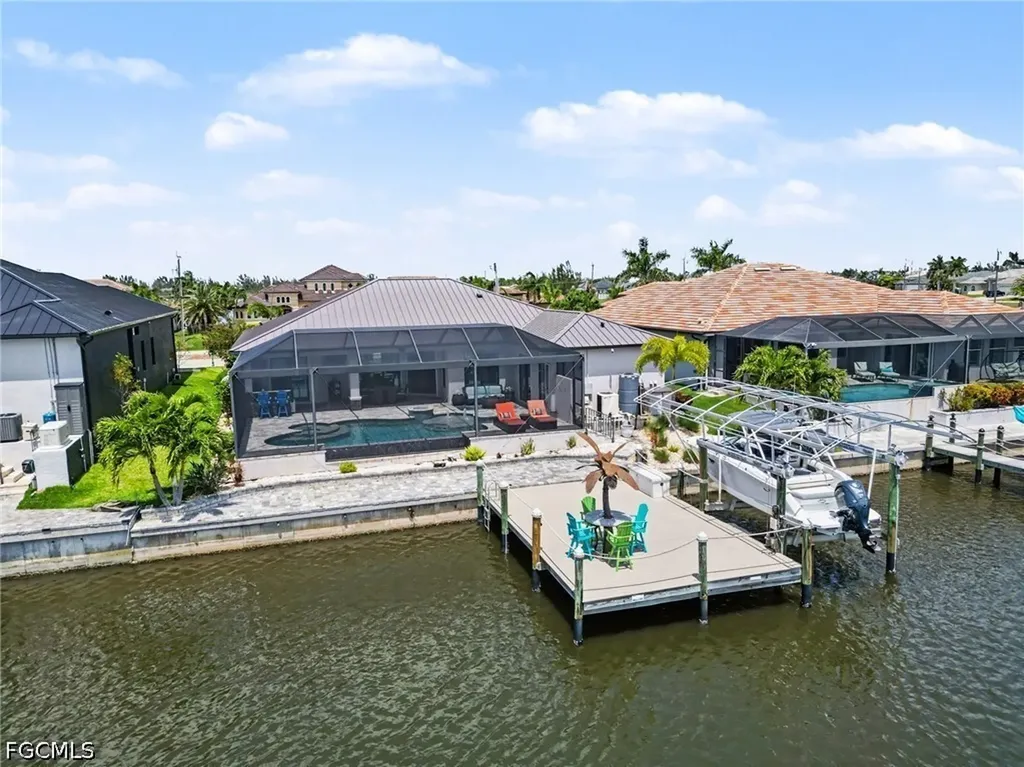 4310 Gulfstream Parkway Cape Coral FL 33993