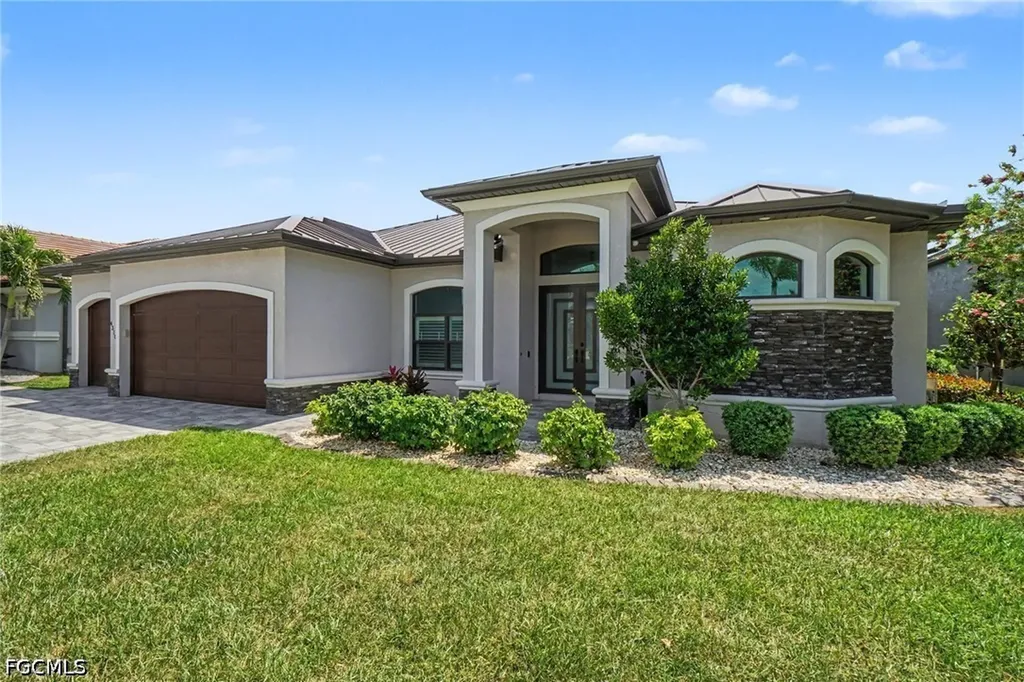 4310 Gulfstream Parkway Cape Coral FL 33993