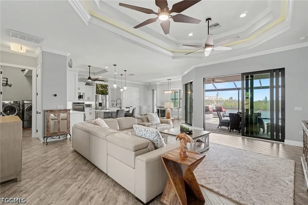 4310 Gulfstream Parkway Cape Coral FL 33993