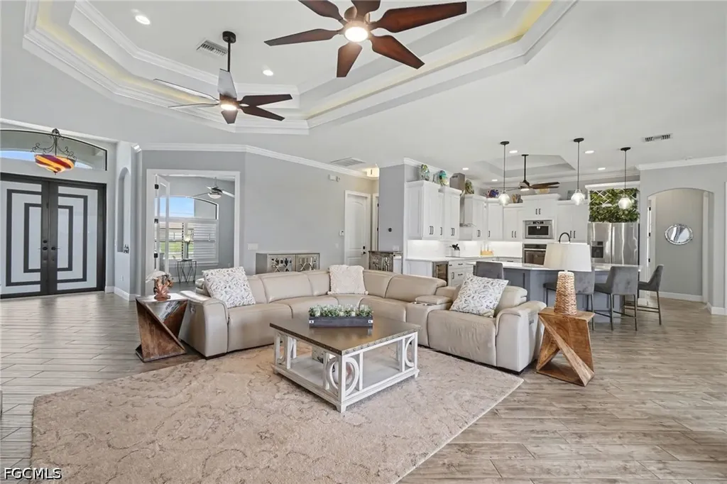 4310 Gulfstream Parkway Cape Coral FL 33993