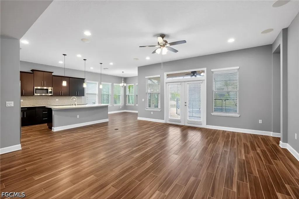 710 116th Court NE Bradenton FL 34212