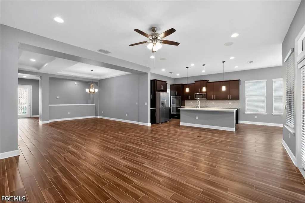 710 116th Court NE Bradenton FL 34212