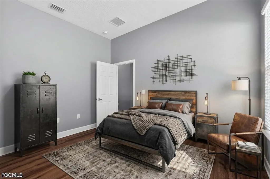 710 116th Court NE Bradenton FL 34212