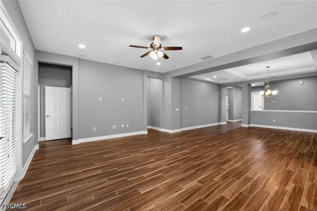 710 116th Court NE Bradenton FL 34212