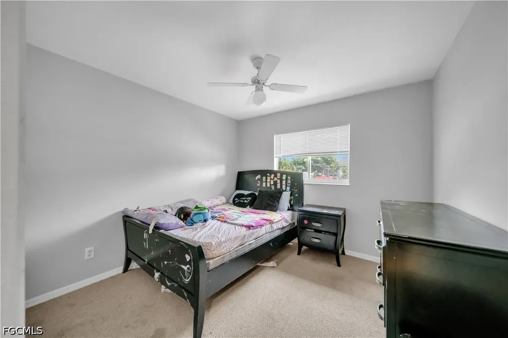 1826 NE 17th Place Cape Coral FL 33909