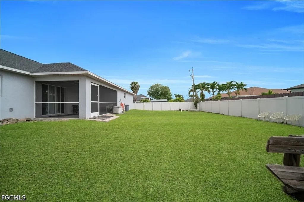 1826 NE 17th Place Cape Coral FL 33909