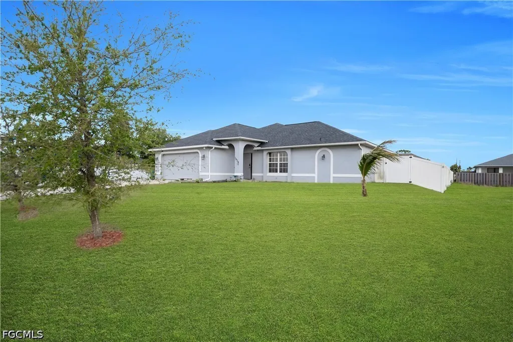 1826 NE 17th Place Cape Coral FL 33909