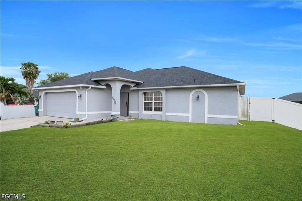 1826 NE 17th Place Cape Coral FL 33909