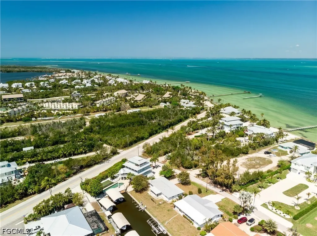 7815 Bocilla Lane Bokeelia FL 33922