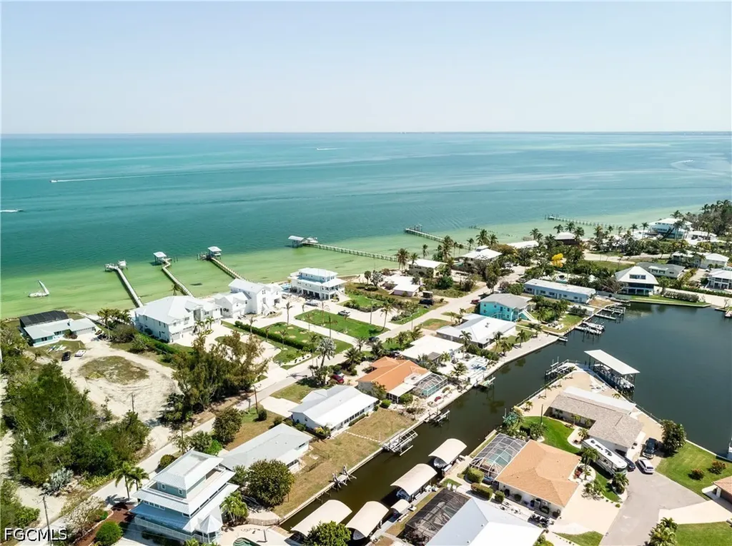 7815 Bocilla Lane Bokeelia FL 33922