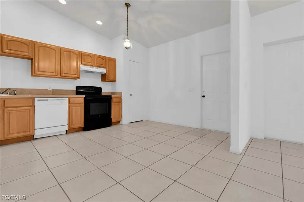 4716/4718 21st Street SW Lehigh Acres FL 33973