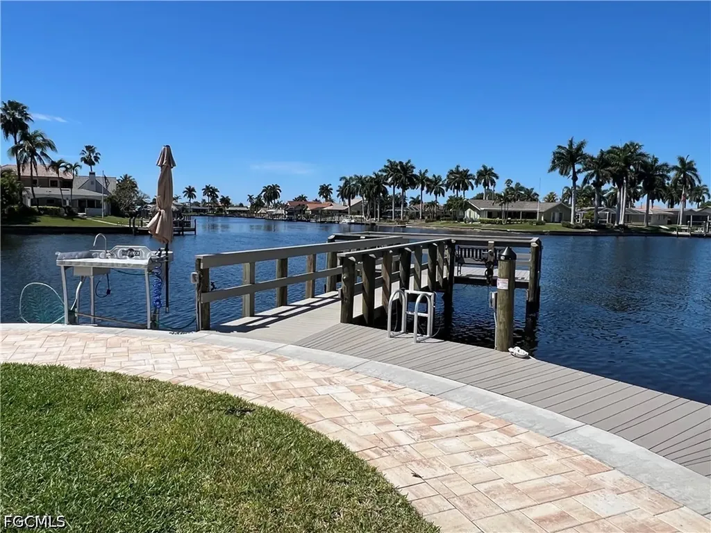 4260 SE 20th Place Cape Coral FL 33904