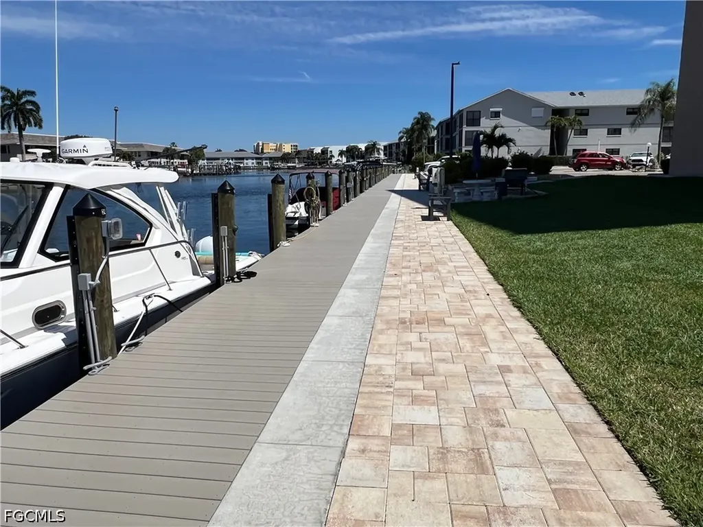 4260 SE 20th Place Cape Coral FL 33904
