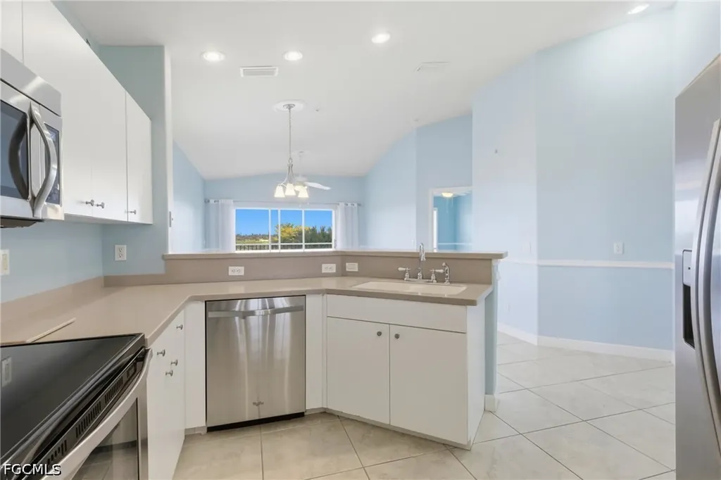 4013 Palm Tree Boulevard Cape Coral FL 33904