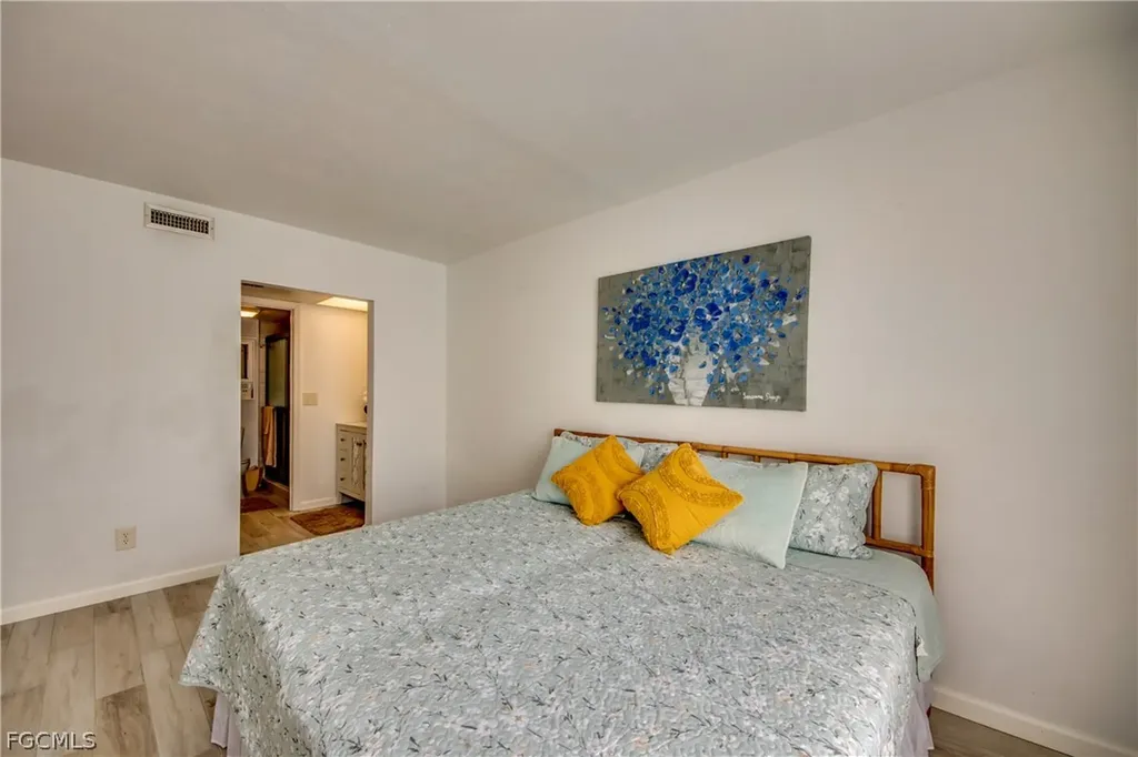 15350 Moonraker Court North Fort Myers FL 33917