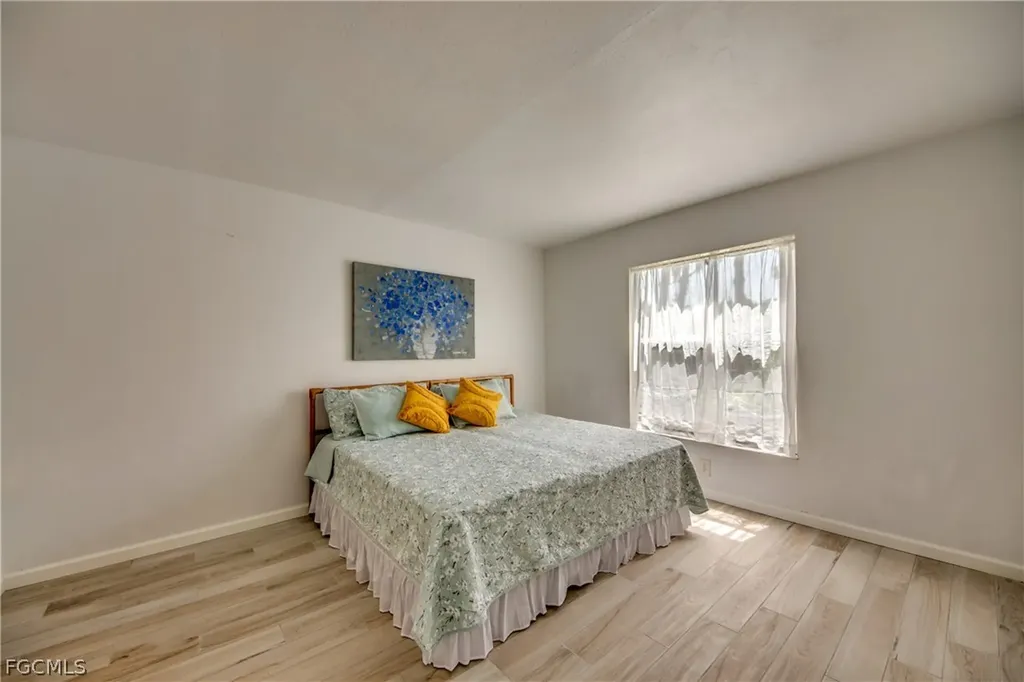 15350 Moonraker Court North Fort Myers FL 33917