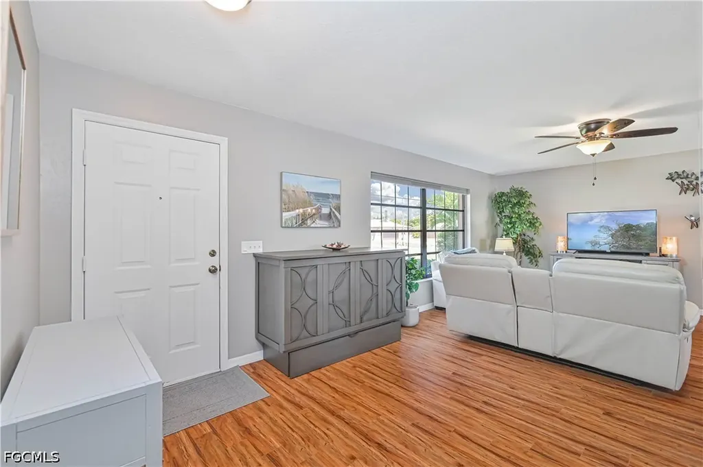 1434 SE 20th Street Cape Coral FL 33990