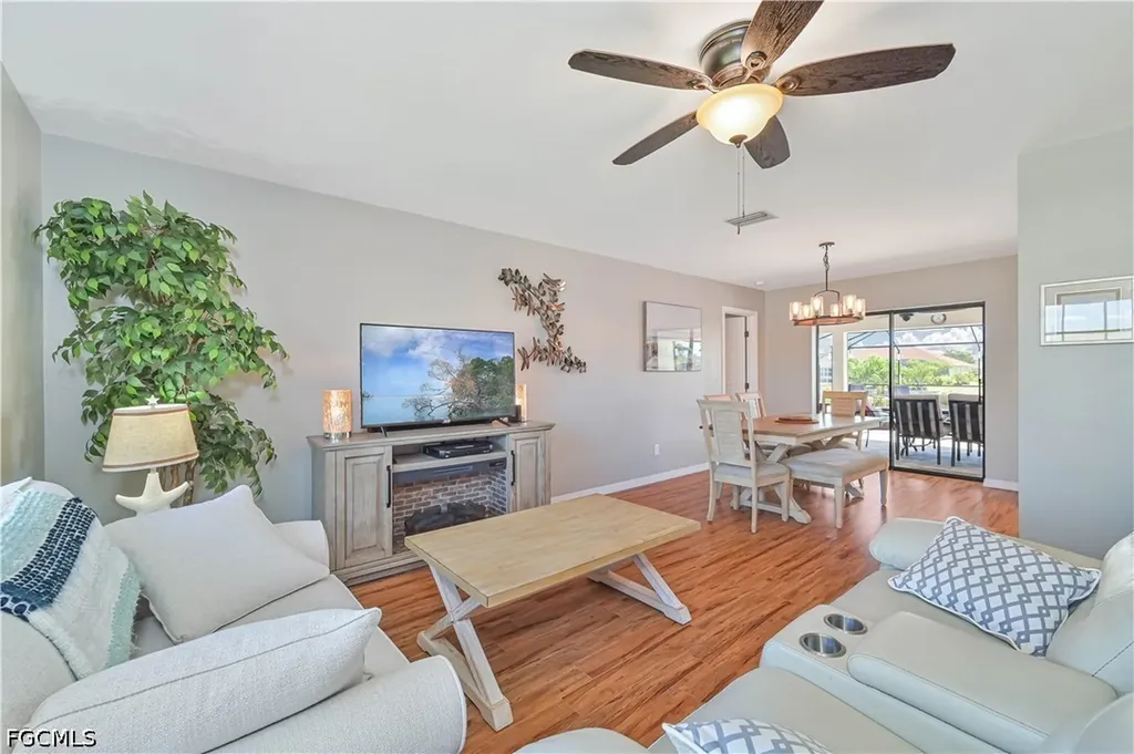 1434 SE 20th Street Cape Coral FL 33990
