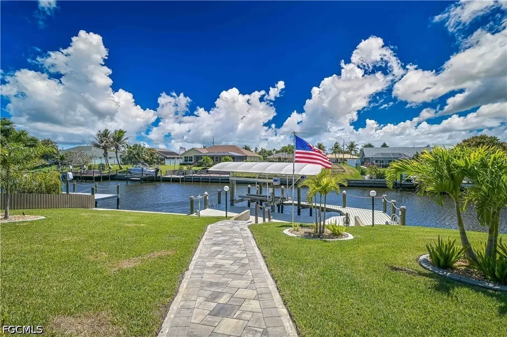 1434 SE 20th Street Cape Coral FL 33990