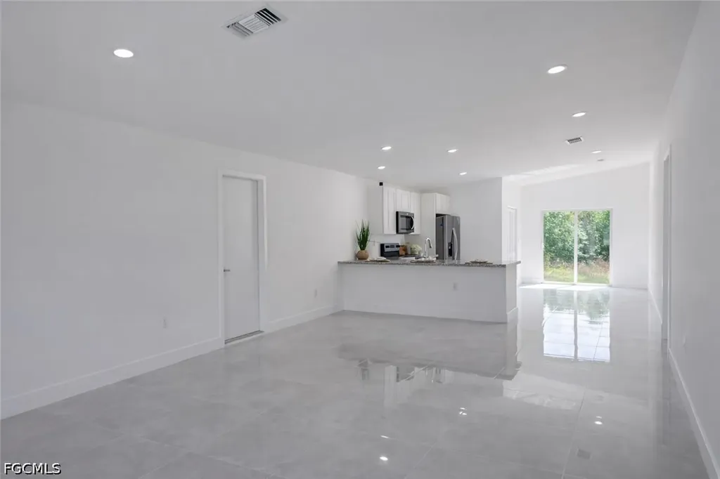 2905 26th Street W Lehigh Acres FL 33971