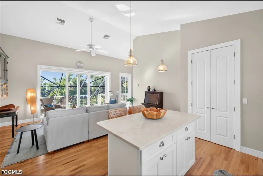 1637 Sabal Sands Road Sanibel FL 33957