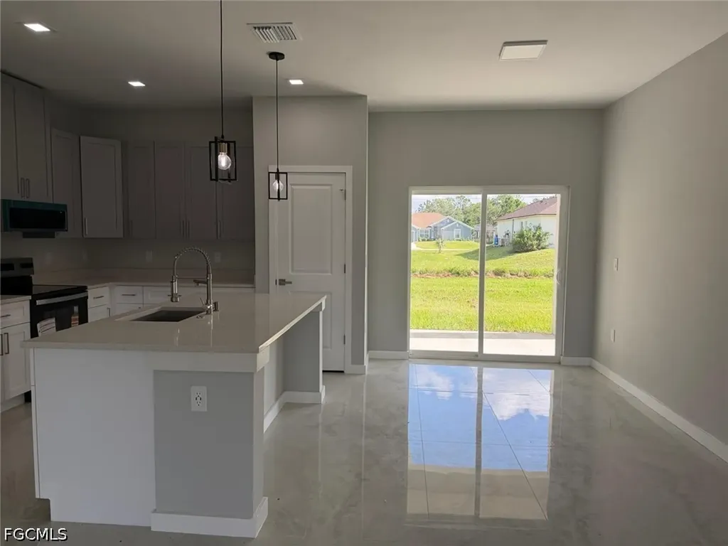484 Westdale Avenue Lehigh Acres FL 33972